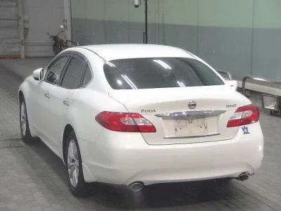 Nissan FUGA