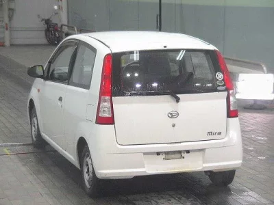 Daihatsu MIRA  с аукциона в Японии