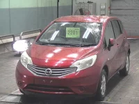 Nissan NOTE лот № 2201 оценка 3.5  с аукциона в Японии 2