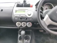 Honda FIT лот № 2207 оценка R  с аукциона в Японии 4