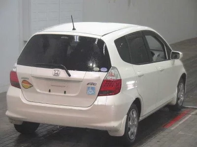 Honda FIT  с аукциона в Японии