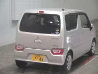 Suzuki WAGON R лот № 2200 оценка 4.5  с аукциона в Японии 3