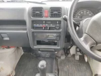 Suzuki CARRY TRUCK лот № 2188 оценка 3  с аукциона в Японии 4