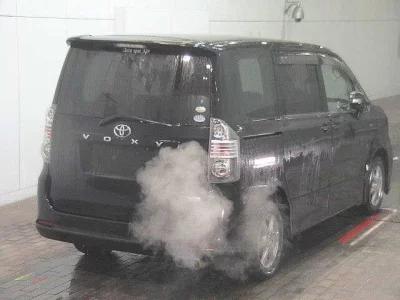 Toyota VOXY  с аукциона в Японии