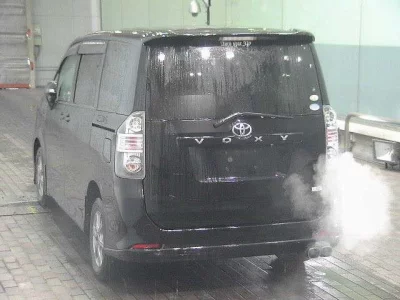 Toyota VOXY  с аукциона в Японии