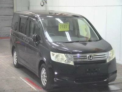 Honda STEP WAGON  с аукциона в Японии