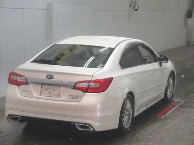 Subaru LEGACY B4