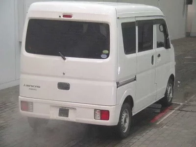Mitsubishi MINICAB VAN