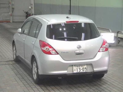 Nissan TIIDA
