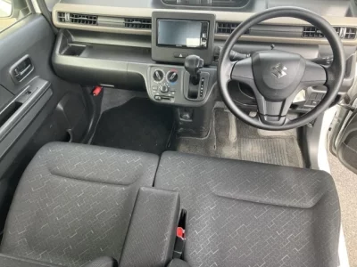 Suzuki WAGON R  с аукциона в Японии