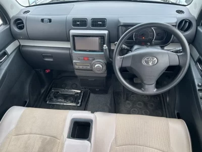 Toyota PIXIS SPACE