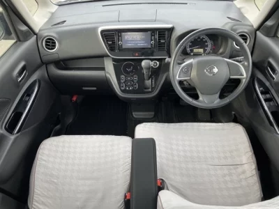 Nissan ROOX  с аукциона в Японии