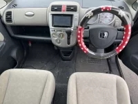 Honda LIFE лот № 1037 оценка 3  с аукциона в Японии 3