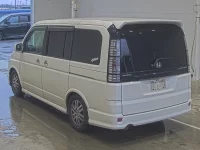 Honda STEP WAGON лот № 1790 оценка 3.5  с аукциона в Японии 1