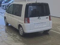 Honda MOBILIO лот № 1754 оценка 3  с аукциона в Японии 1
