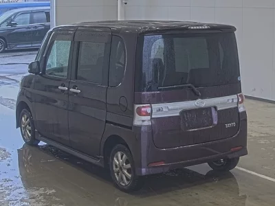 Daihatsu TANTO  с аукциона в Японии