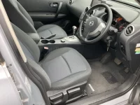 Nissan DUALIS лот № 4043 оценка 3.5  с аукциона в Японии 7