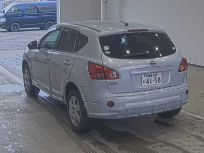 Nissan DUALIS  с аукциона в Японии