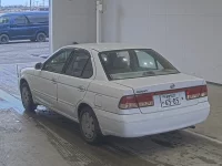 Nissan SUNNY лот № 1819 оценка RA  с аукциона в Японии 1