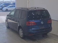Volkswagen GOLF TOURAN лот № 1502 оценка 3  с аукциона в Японии 1