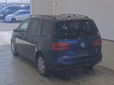 Volkswagen GOLF TOURAN