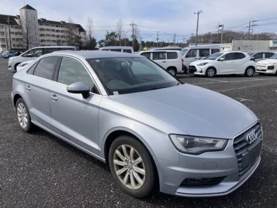 Audi A3  с аукциона в Японии