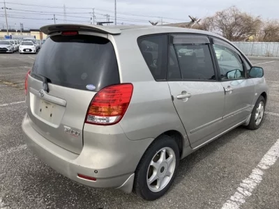 Toyota COROLLA SPACIO