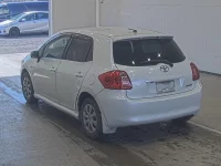 Toyota AURIS лот № 37 оценка RB  с аукциона в Японии 1