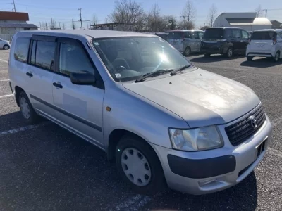 Toyota SUCCEED  с аукциона в Японии