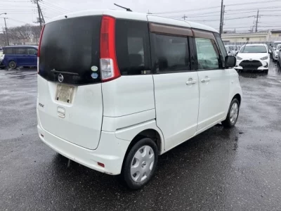 Nissan ROOX  с аукциона в Японии