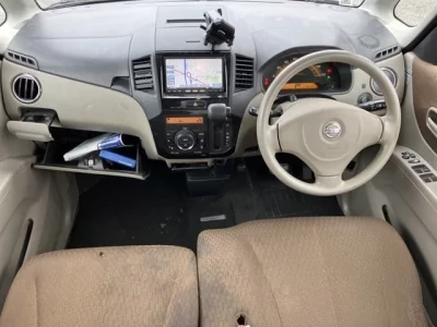 Nissan ROOX  с аукциона в Японии