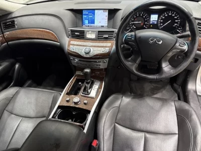 Nissan FUGA  с аукциона в Японии