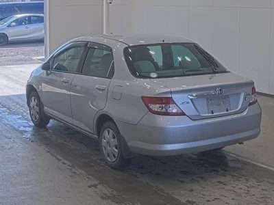 Honda FIT  с аукциона в Японии