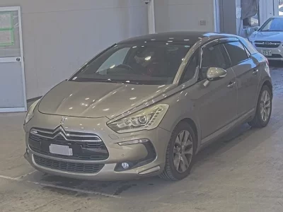 Citroen DS5