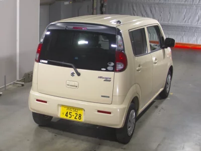 Suzuki MRWAGON
