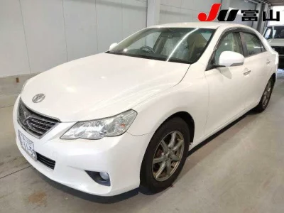 Toyota MARK X  с аукциона в Японии
