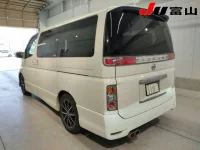 Nissan ELGRAND лот № 3001 оценка 3.5  с аукциона в Японии 1