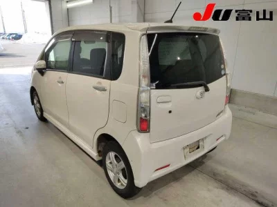 Daihatsu MOVE  с аукциона в Японии