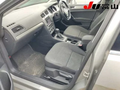 Volkswagen GOLF VARIANT