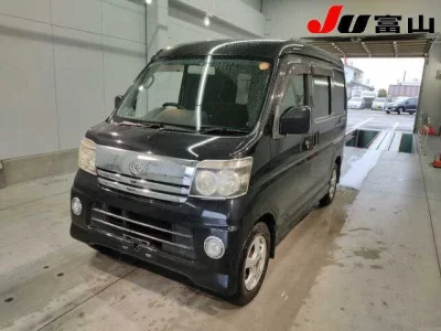 Daihatsu Atrai Wagon  с аукциона в Японии