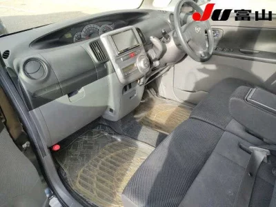 Daihatsu TANTO  с аукциона в Японии