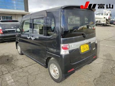 Daihatsu TANTO  с аукциона в Японии