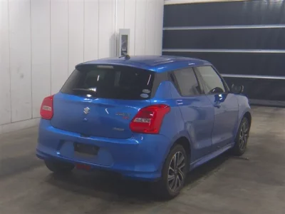 Suzuki SWIFT  с аукциона в Японии