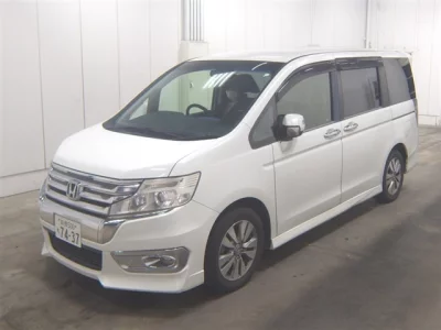 Honda STEP WAGON  с аукциона в Японии