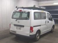Nissan NV200 лот № 3572 оценка R  с аукциона в Японии 4