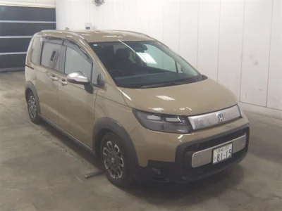 Honda FREED  с аукциона в Японии