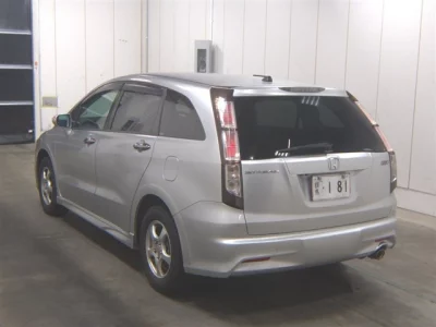 Honda STREAM  с аукциона в Японии