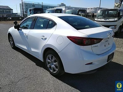 Mazda AXELA  с аукциона в Японии