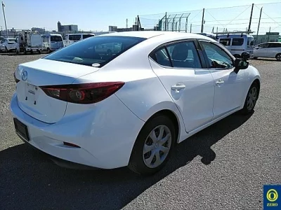 Mazda AXELA  с аукциона в Японии