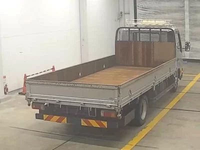 Toyota DYNA  с аукциона в Японии